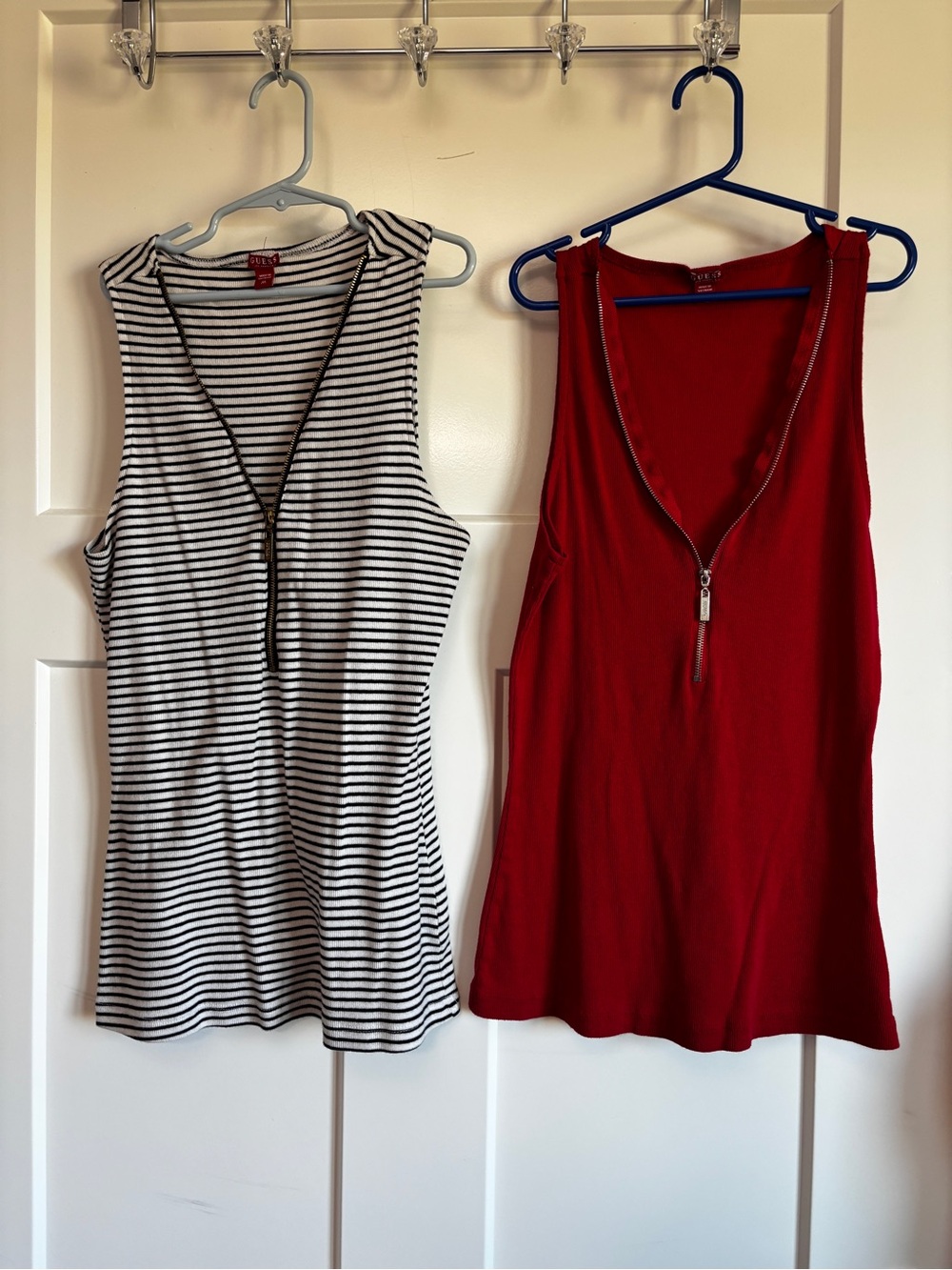 Guess Red Zippered Sleeveless Tank Top